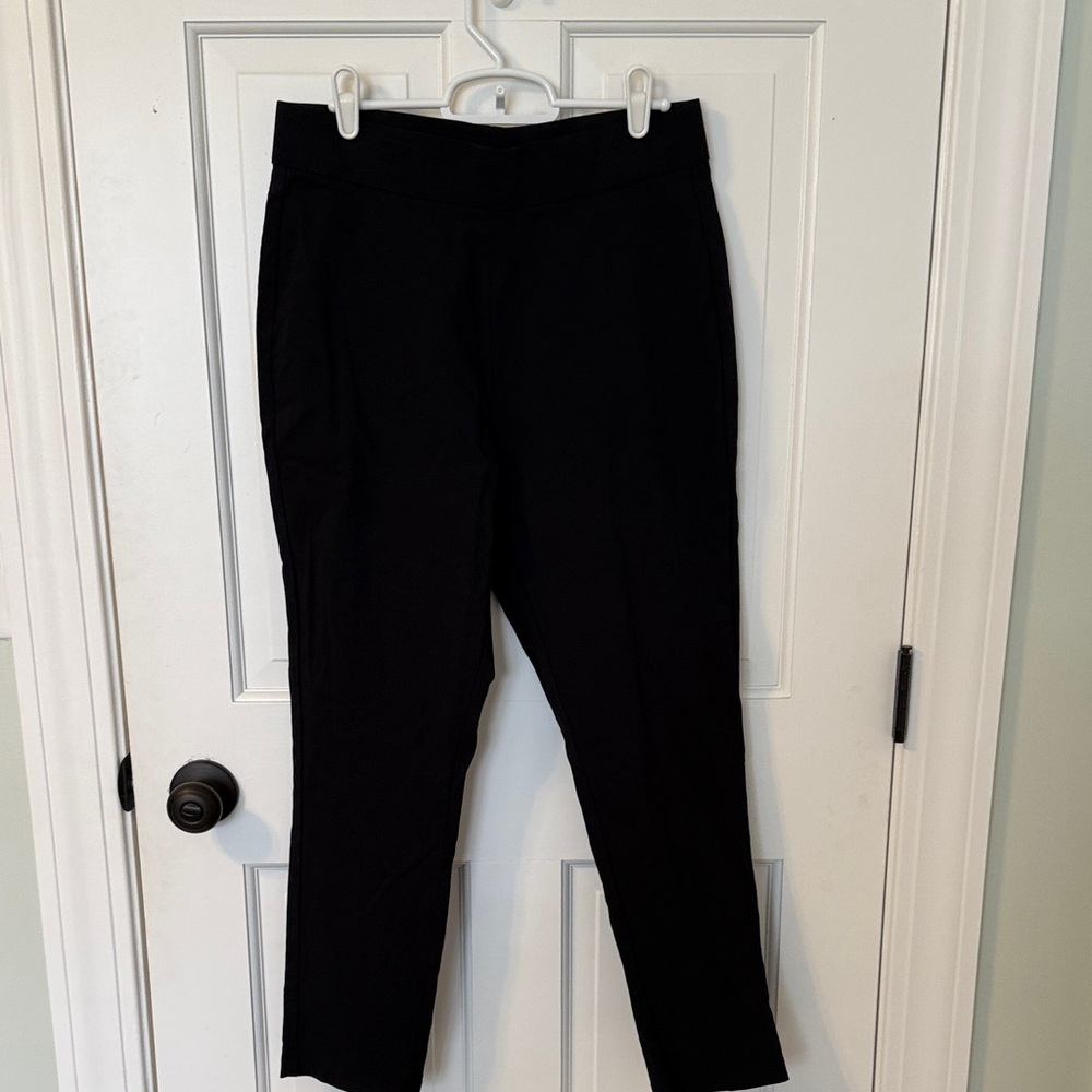 Who What Wear Classic Black Cropped Pants